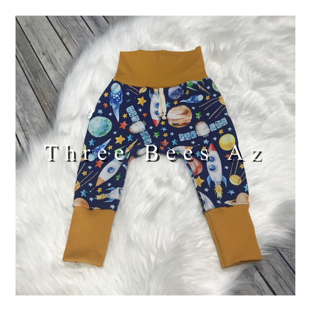 12m - 3T Grow with me Joggers - Organic Cotton space/Rockets WITH POCKETS!!