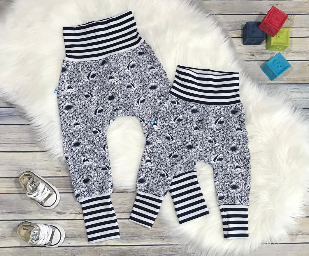 12 months - 3T - Grow with me Joggers - Sharks